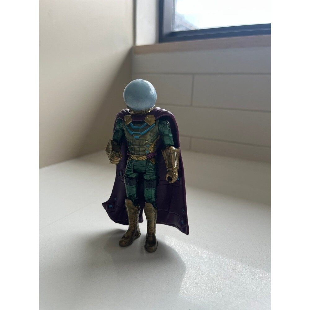 Hasbro Spider-Man: Far From Home Mysterio action figure (2019)